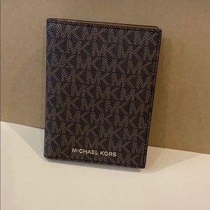 Michael Kors credit card /wallet